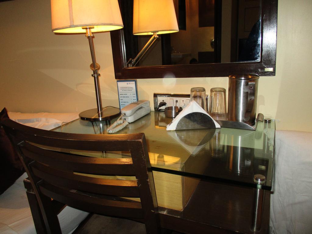 Hotel Sapna Marine Bombay Eksteriør billede